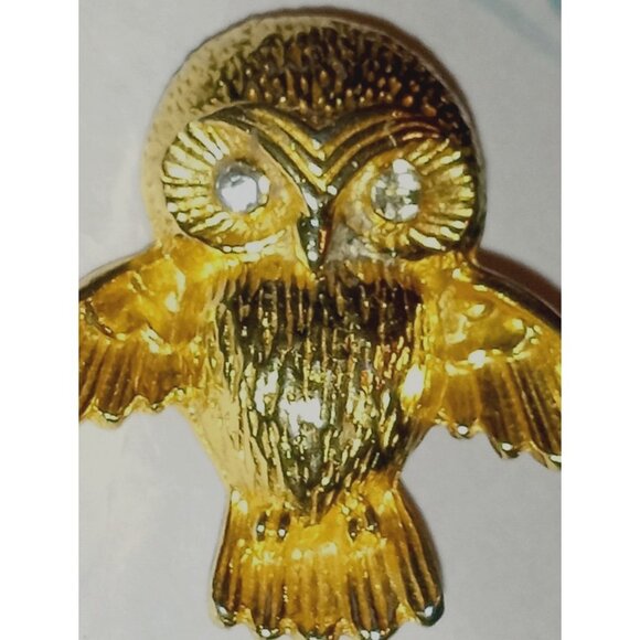 Vintage Owl Brooch Gold Plated Textured Clear Rhinestones Detailed Bird Pin - Picture 8 of 10
